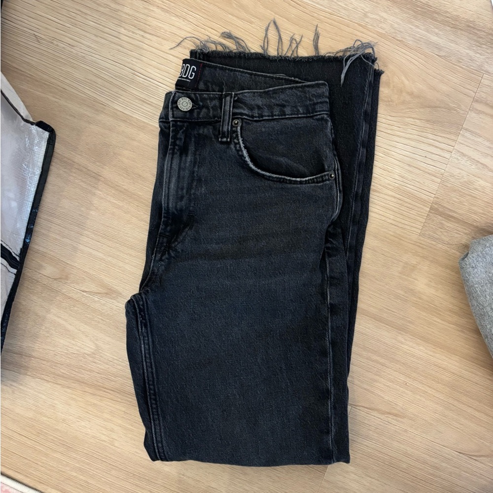 BDG Black Cropped Jeans with Frayed Hem